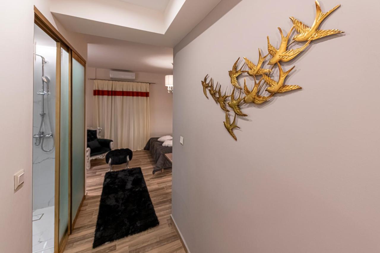 Psyche & Eros Mythical Suites Athens Exterior photo